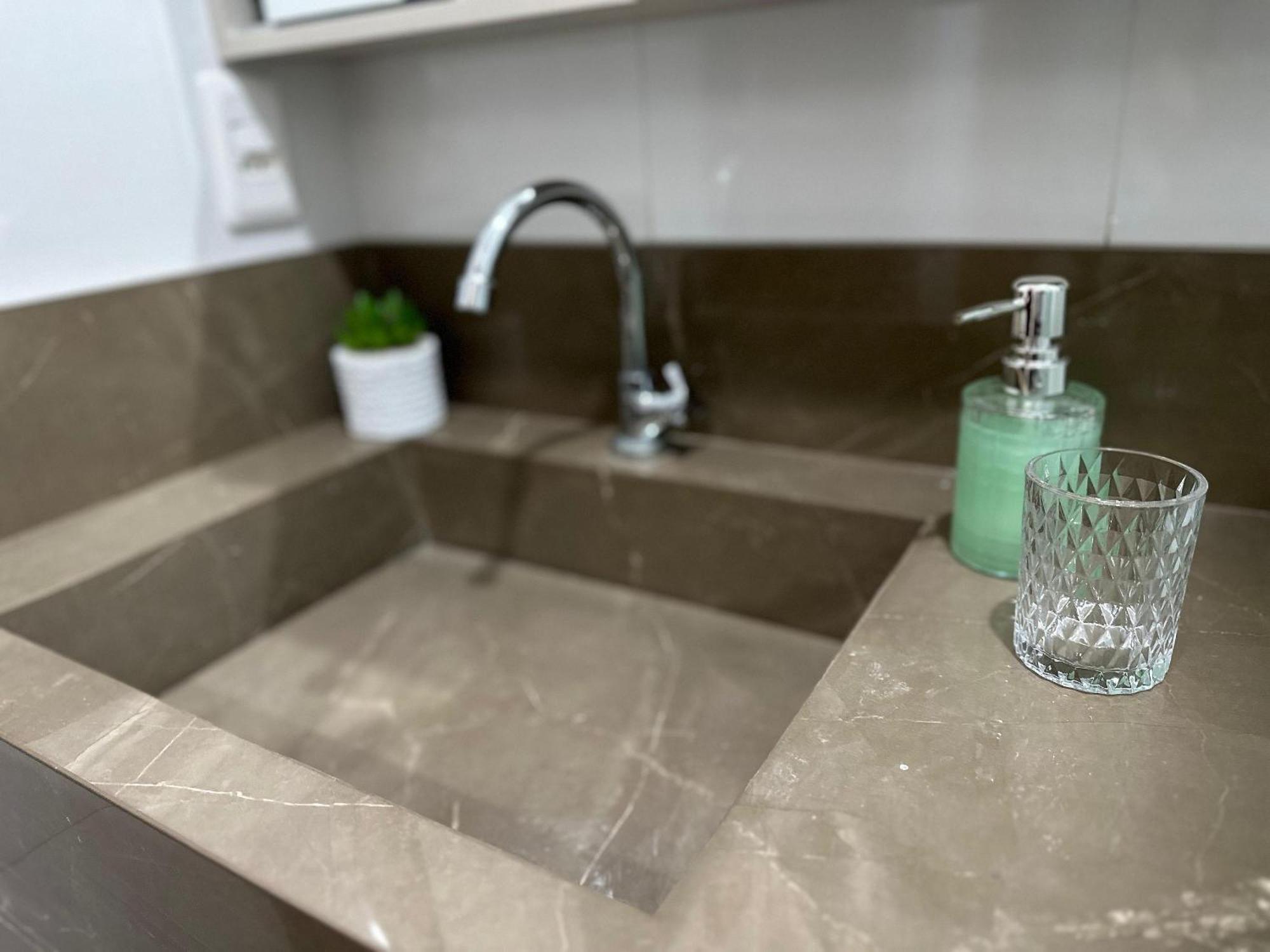 Lindo De 2/4 Com Ar Condicionado Em Predio Familiar Apartment Barreiras (Bahia)
